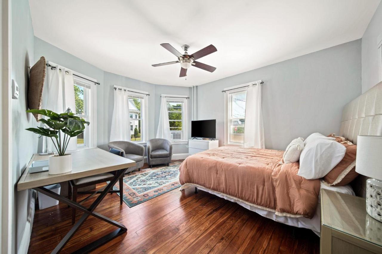 Cozy Up In 5Br Apt Near Charming Oak Square Бостон Экстерьер фото